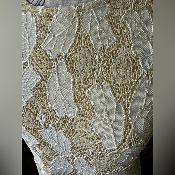 Women’s Cutie Gold Shimmer Leaf Sleeveless Dress Size 8 - Picture 3 of 8